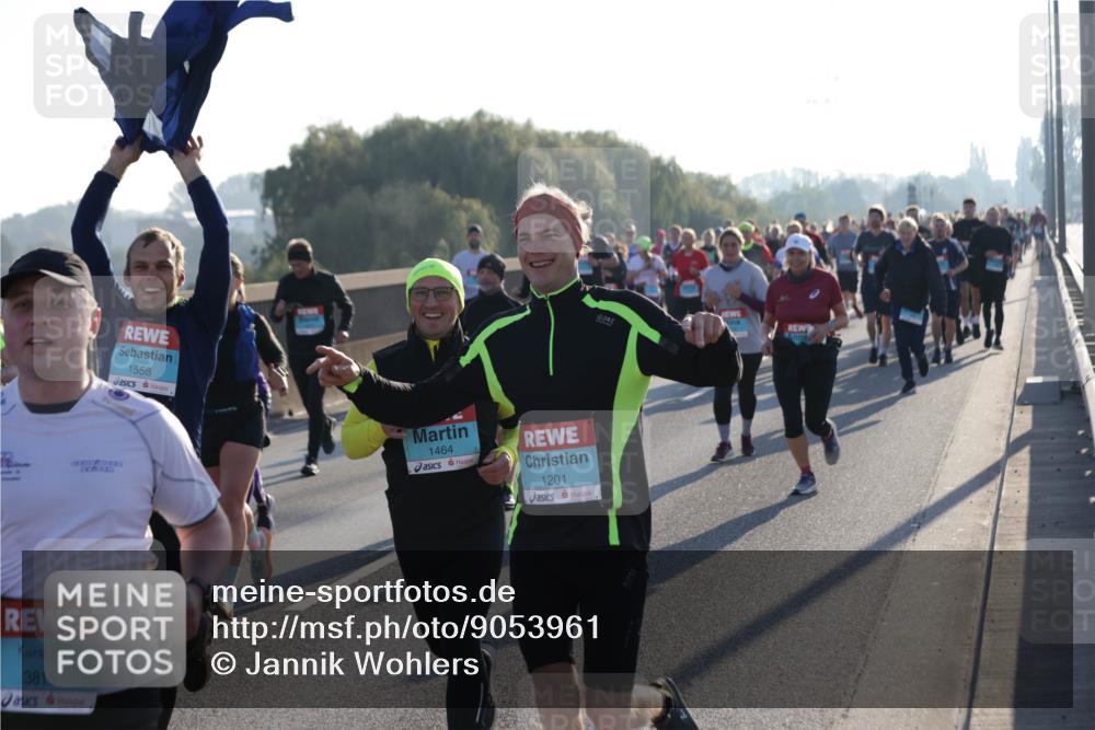 03.10.2025 - Köhlbrandbrückenlauf Jannik Wohlers http://msf.ph/oto/9053961 03.10.2025 09:20:05 Position 3 1558, 3815, 1464, 1201 meine-sportfotos.de