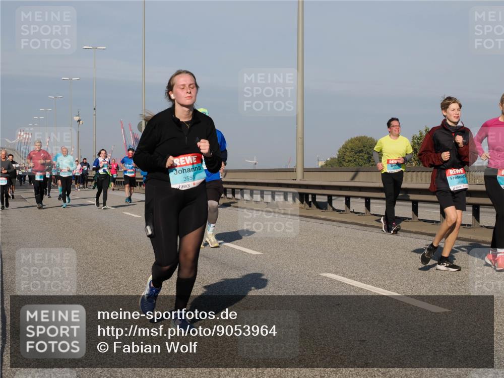 03.10.2025 - Köhlbrandbrückenlauf Fabian Wolf http://msf.ph/oto/9053964 03.10.2025 10:02:32 Position 3 3555, 3635 meine-sportfotos.de