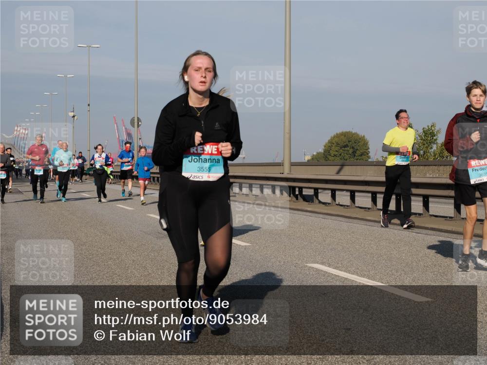 03.10.2025 - Köhlbrandbrückenlauf Fabian Wolf http://msf.ph/oto/9053984 03.10.2025 10:02:32 Position 3 3555, 3635 meine-sportfotos.de