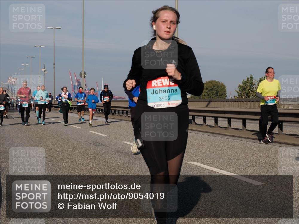 03.10.2025 - Köhlbrandbrückenlauf Fabian Wolf http://msf.ph/oto/9054019 03.10.2025 10:02:33 Position 3 3555 meine-sportfotos.de