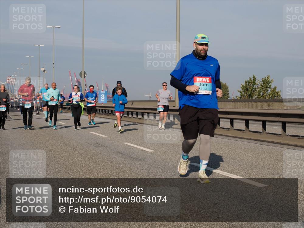 03.10.2025 - Köhlbrandbrückenlauf Fabian Wolf http://msf.ph/oto/9054074 03.10.2025 10:02:34 Position 3 3, 2142 meine-sportfotos.de
