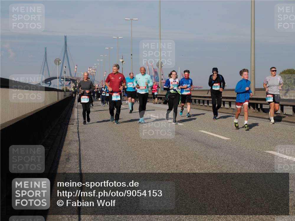 03.10.2025 - Köhlbrandbrückenlauf Fabian Wolf http://msf.ph/oto/9054153 03.10.2025 10:02:36 Position 3  meine-sportfotos.de
