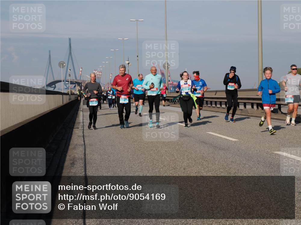 03.10.2025 - Köhlbrandbrückenlauf Fabian Wolf http://msf.ph/oto/9054169 03.10.2025 10:02:36 Position 3  meine-sportfotos.de