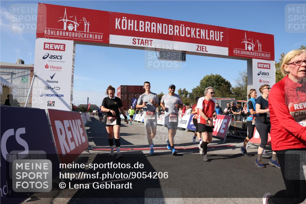 03.10.2025 - Köhlbrandbrückenlauf Lena Gebhardt http://msf.ph/oto/9054206 03.10.2025 13:23:31 Ziel 4450, 4477, 4719, 4752, 4887, 4892, 4911, 5003, 5114, 5653, 6291, 6337, 6338, 6378 meine-sportfotos.de