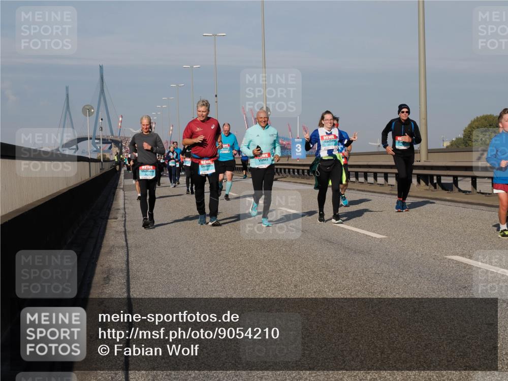 03.10.2025 - Köhlbrandbrückenlauf Fabian Wolf http://msf.ph/oto/9054210 03.10.2025 10:02:37 Position 3 1687 meine-sportfotos.de