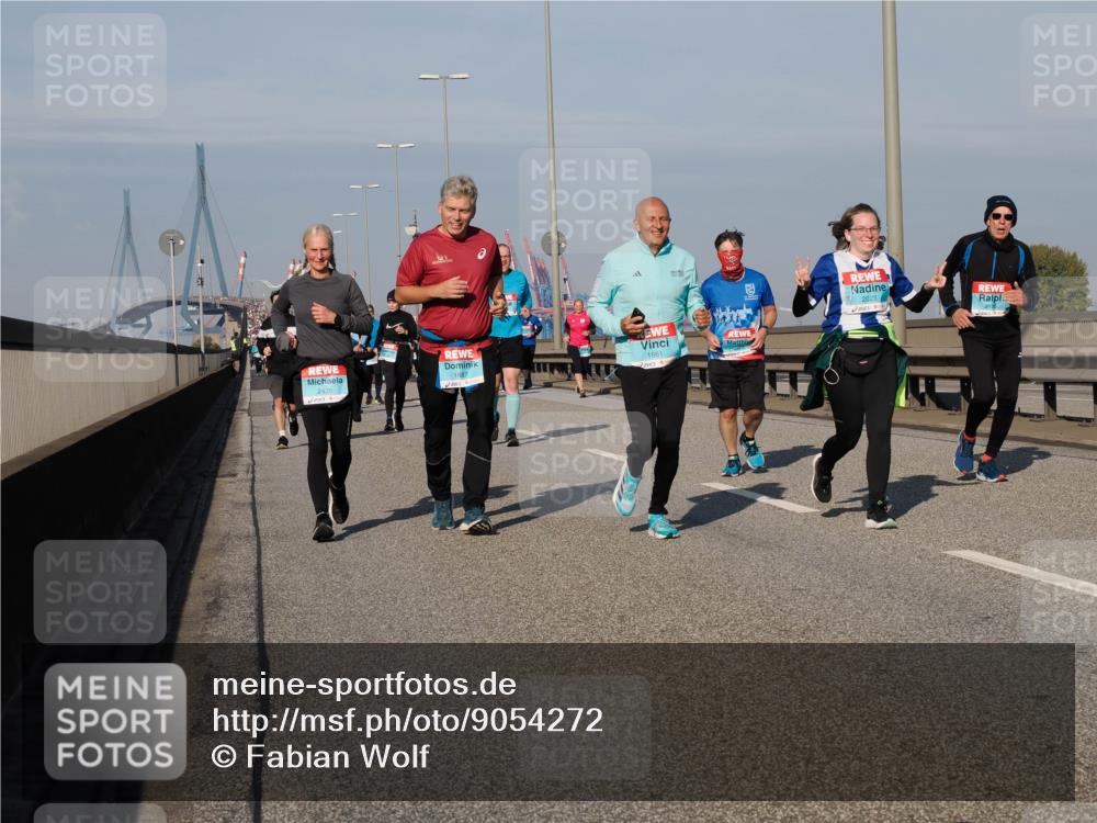 03.10.2025 - Köhlbrandbrückenlauf Fabian Wolf http://msf.ph/oto/9054272 03.10.2025 10:02:39 Position 3 1861, 2, 2023, 116 meine-sportfotos.de
