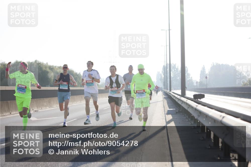 03.10.2025 - Köhlbrandbrückenlauf Jannik Wohlers http://msf.ph/oto/9054278 03.10.2025 09:11:57 Position 3 3154, 5, 7 meine-sportfotos.de