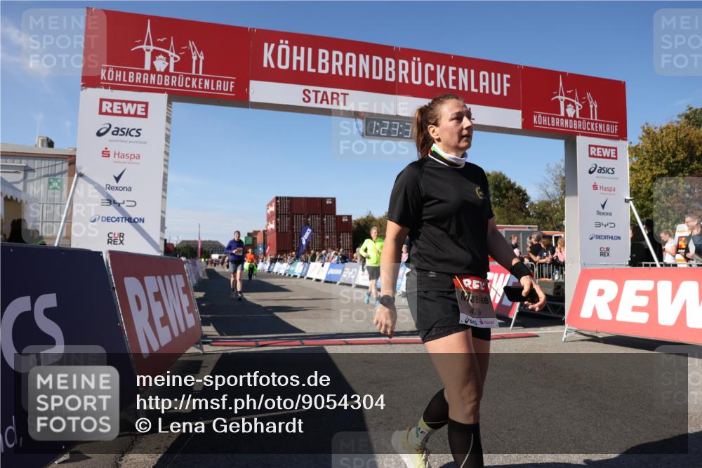 03.10.2025 - Köhlbrandbrückenlauf Lena Gebhardt http://msf.ph/oto/9054304 03.10.2025 13:23:34 Ziel 4450, 4477, 4719, 4752, 4887, 4892, 5003, 5114, 5653, 6291, 6337, 6338, 6378 meine-sportfotos.de
