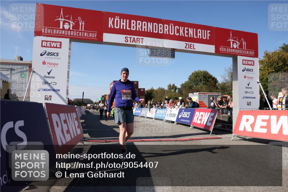 03.10.2025 - Köhlbrandbrückenlauf Lena Gebhardt http://msf.ph/oto/9054407 03.10.2025 13:23:38 Ziel 4285, 4450, 4477, 4719, 4743, 4752, 4892, 5003, 5093, 5397, 5653, 5855, 6337, 6338, 6378 meine-sportfotos.de