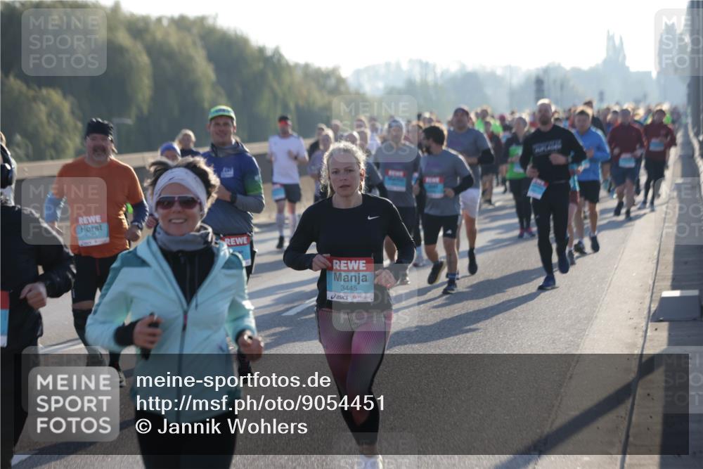 03.10.2025 - Köhlbrandbrückenlauf Jannik Wohlers http://msf.ph/oto/9054451 03.10.2025 09:20:17 Position 3 1509, 3445 meine-sportfotos.de