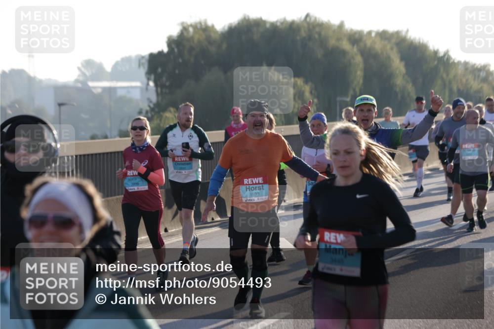 03.10.2025 - Köhlbrandbrückenlauf Jannik Wohlers http://msf.ph/oto/9054493 03.10.2025 09:20:19 Position 3 3839, 1593, 3445 meine-sportfotos.de