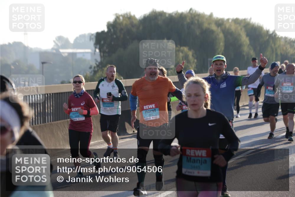 03.10.2025 - Köhlbrandbrückenlauf Jannik Wohlers http://msf.ph/oto/9054506 03.10.2025 09:20:19 Position 3 3839, 1593, 3445, 453 meine-sportfotos.de