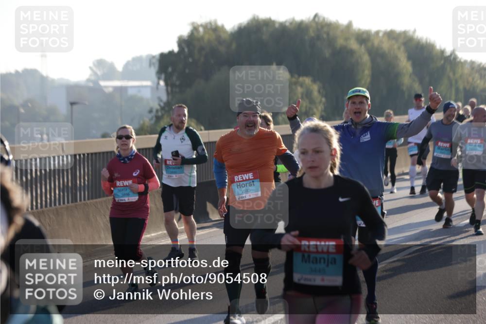 03.10.2025 - Köhlbrandbrückenlauf Jannik Wohlers http://msf.ph/oto/9054508 03.10.2025 09:20:19 Position 3 3839, 1593, 3445, 4531 meine-sportfotos.de