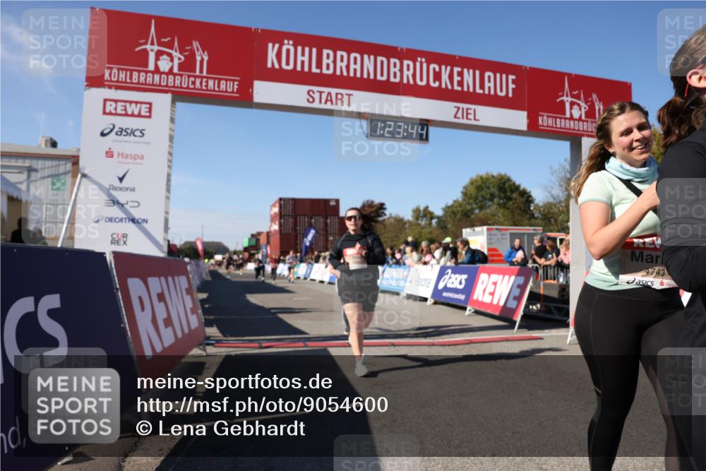 03.10.2025 - Köhlbrandbrückenlauf Lena Gebhardt http://msf.ph/oto/9054600 03.10.2025 13:23:44 Ziel 4285, 4465, 4743, 4752, 4918, 5081, 5093, 5397, 5653, 5855, 6728 meine-sportfotos.de
