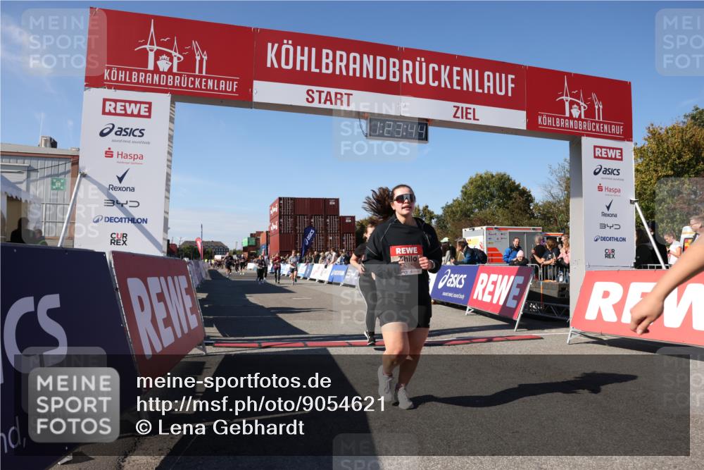 03.10.2025 - Köhlbrandbrückenlauf Lena Gebhardt http://msf.ph/oto/9054621 03.10.2025 13:23:45 Ziel 4285, 4465, 4743, 4752, 4918, 5081, 5093, 5397, 5653, 5855, 6728 meine-sportfotos.de