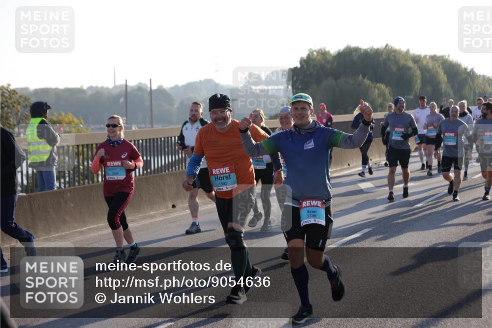 03.10.2025 - Köhlbrandbrückenlauf Jannik Wohlers http://msf.ph/oto/9054636 03.10.2025 09:20:21 Position 3 3839, 1593, 453, 3736 meine-sportfotos.de