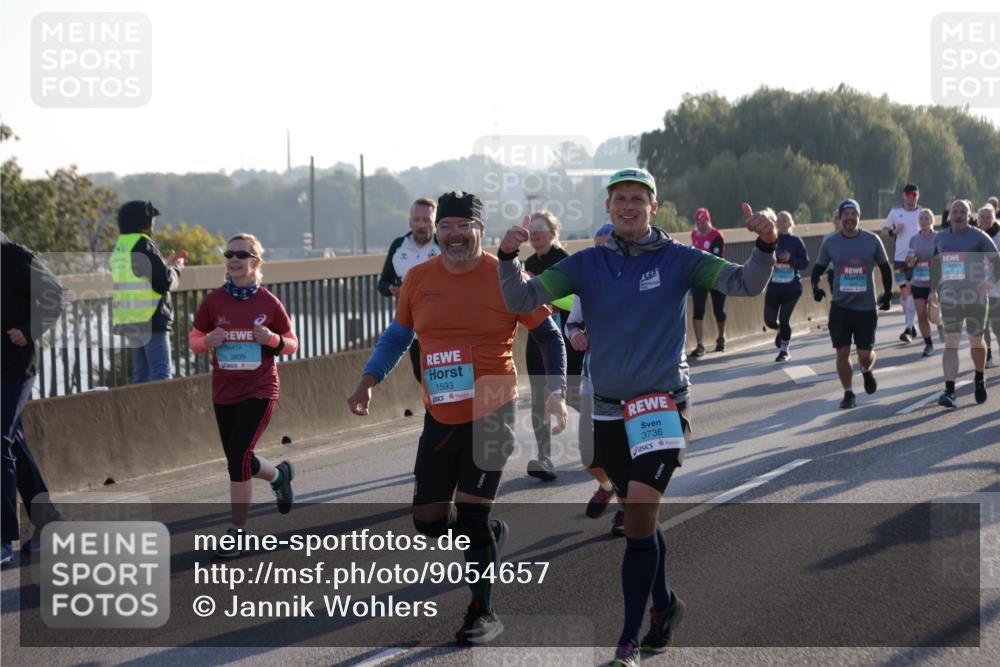 03.10.2025 - Köhlbrandbrückenlauf Jannik Wohlers http://msf.ph/oto/9054657 03.10.2025 09:20:21 Position 3 3839, 1593, 3736 meine-sportfotos.de