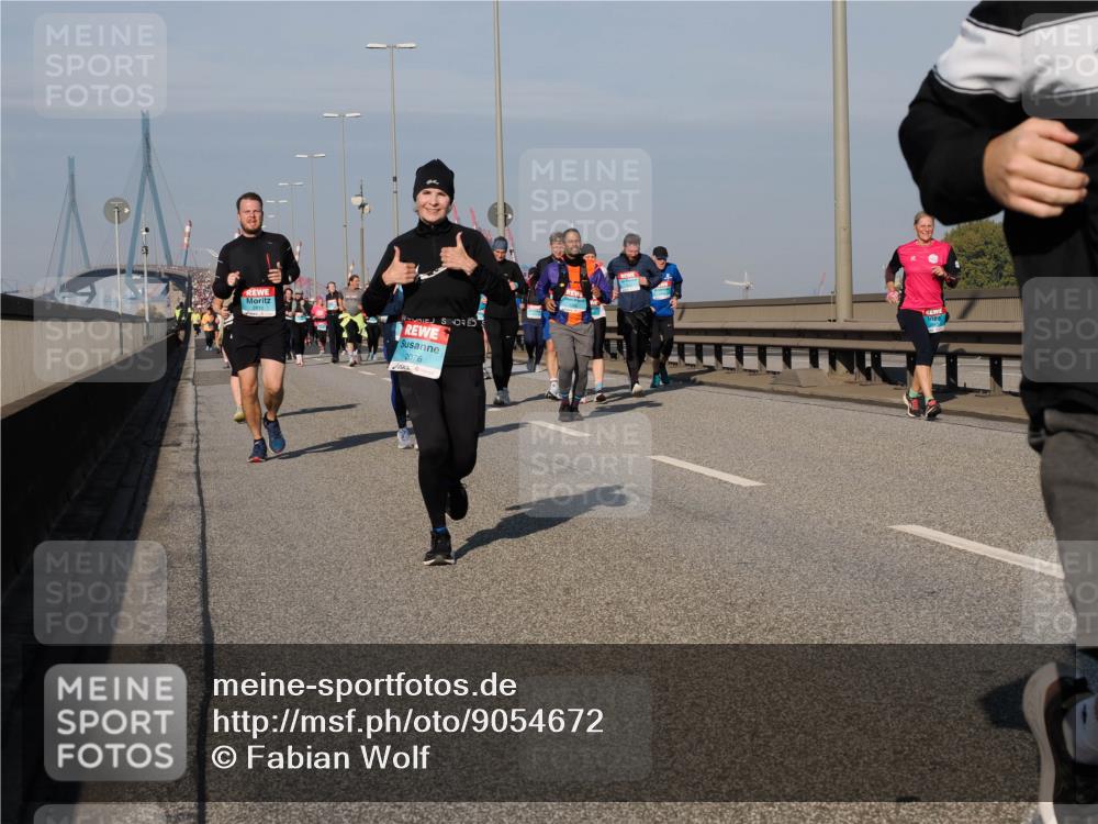 03.10.2025 - Köhlbrandbrückenlauf Fabian Wolf http://msf.ph/oto/9054672 03.10.2025 10:02:46 Position 3 2076 meine-sportfotos.de