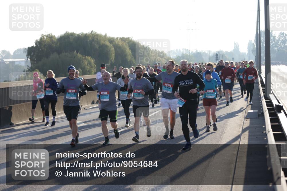 03.10.2025 - Köhlbrandbrückenlauf Jannik Wohlers http://msf.ph/oto/9054684 03.10.2025 09:20:22 Position 3  meine-sportfotos.de