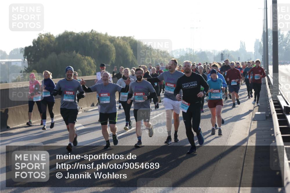 03.10.2025 - Köhlbrandbrückenlauf Jannik Wohlers http://msf.ph/oto/9054689 03.10.2025 09:20:22 Position 3 1754 meine-sportfotos.de
