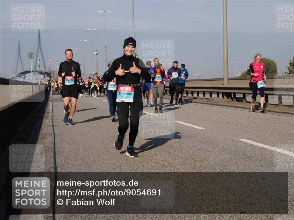 03.10.2025 - Köhlbrandbrückenlauf Fabian Wolf http://msf.ph/oto/9054691 03.10.2025 10:02:47 Position 3 2810, 2076 meine-sportfotos.de