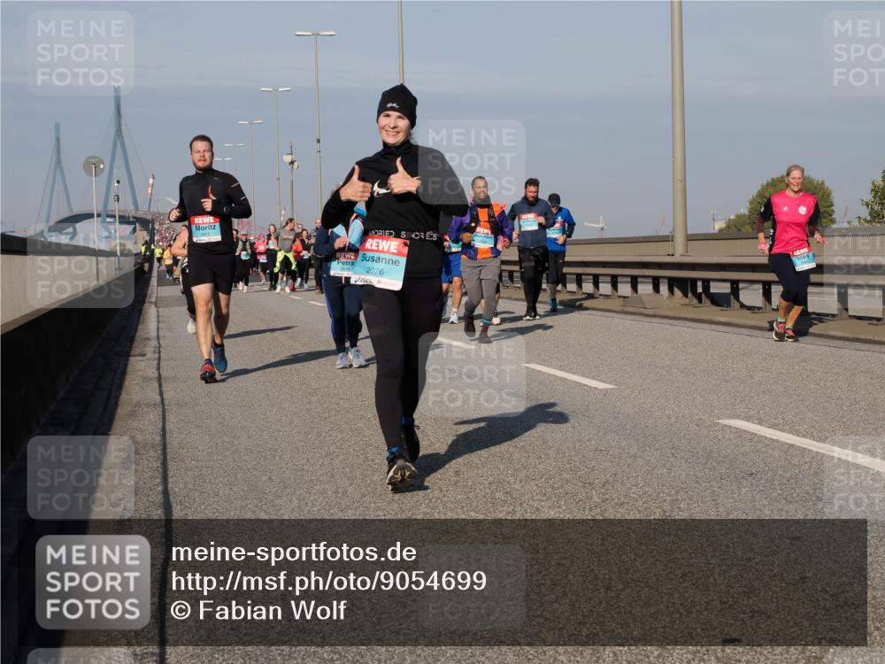 03.10.2025 - Köhlbrandbrückenlauf Fabian Wolf http://msf.ph/oto/9054699 03.10.2025 10:02:47 Position 3 2076, 2943 meine-sportfotos.de