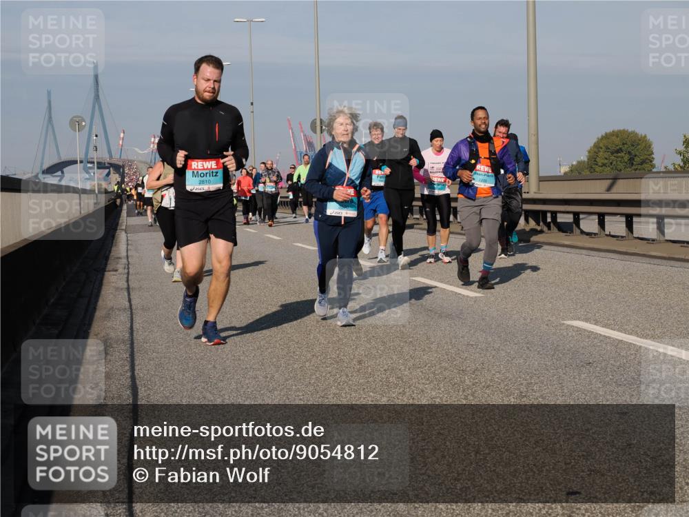03.10.2025 - Köhlbrandbrückenlauf Fabian Wolf http://msf.ph/oto/9054812 03.10.2025 10:02:49 Position 3 2810, 20, 2200 meine-sportfotos.de