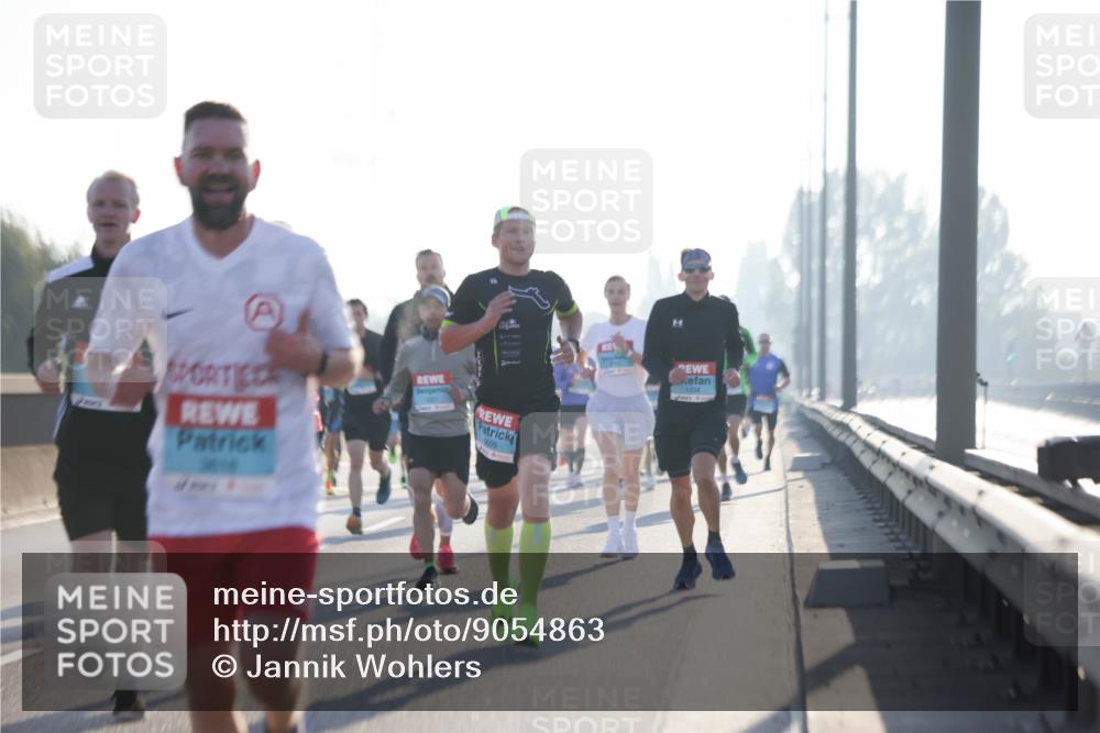 03.10.2025 - Köhlbrandbrückenlauf Jannik Wohlers http://msf.ph/oto/9054863 03.10.2025 09:12:38 Position 3 3618, 1034 meine-sportfotos.de