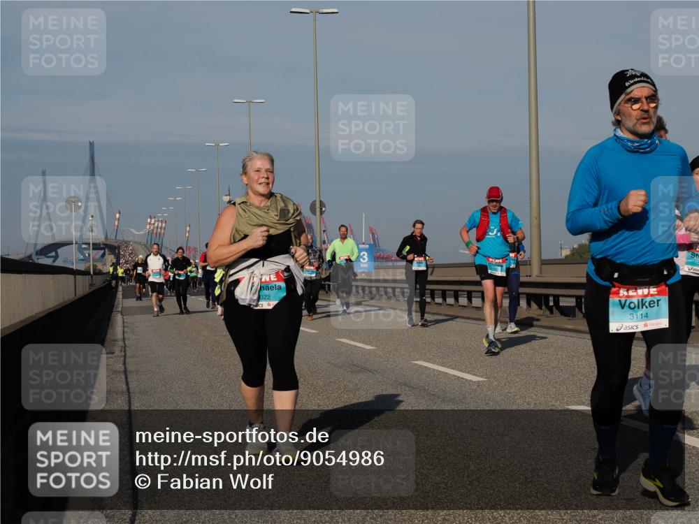 03.10.2025 - Köhlbrandbrückenlauf Fabian Wolf http://msf.ph/oto/9054986 03.10.2025 10:02:53 Position 3 022, 3114 meine-sportfotos.de