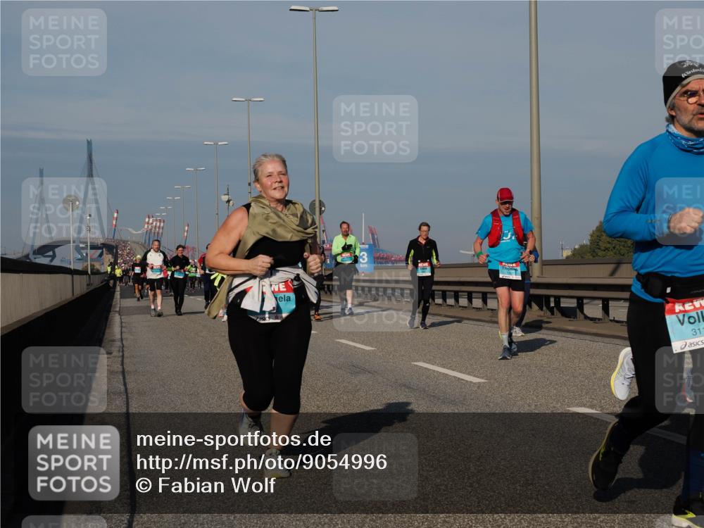 03.10.2025 - Köhlbrandbrückenlauf Fabian Wolf http://msf.ph/oto/9054996 03.10.2025 10:02:53 Position 3 3, 1757, 31 meine-sportfotos.de