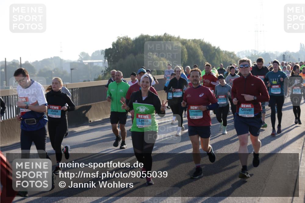 03.10.2025 - Köhlbrandbrückenlauf Jannik Wohlers http://msf.ph/oto/9055039 03.10.2025 09:20:28 Position 3 3134, 1945, 3619, 2150, 2025 meine-sportfotos.de