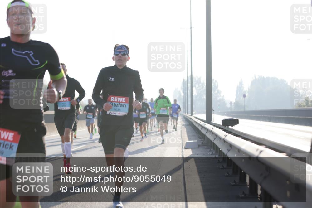 03.10.2025 - Köhlbrandbrückenlauf Jannik Wohlers http://msf.ph/oto/9055049 03.10.2025 09:12:42 Position 3 00, 3718, 1034 meine-sportfotos.de