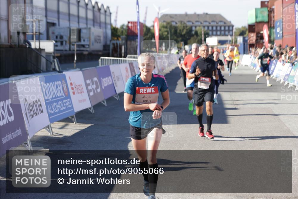 03.10.2025 - Köhlbrandbrückenlauf Jannik Wohlers http://msf.ph/oto/9055066 03.10.2025 13:10:11 Ziel 4196, 4343, 4573, 4683, 4730, 4787, 4822, 4929, 5029, 5977, 6083, 6111, 6428, 6432, 6764, 6813 meine-sportfotos.de