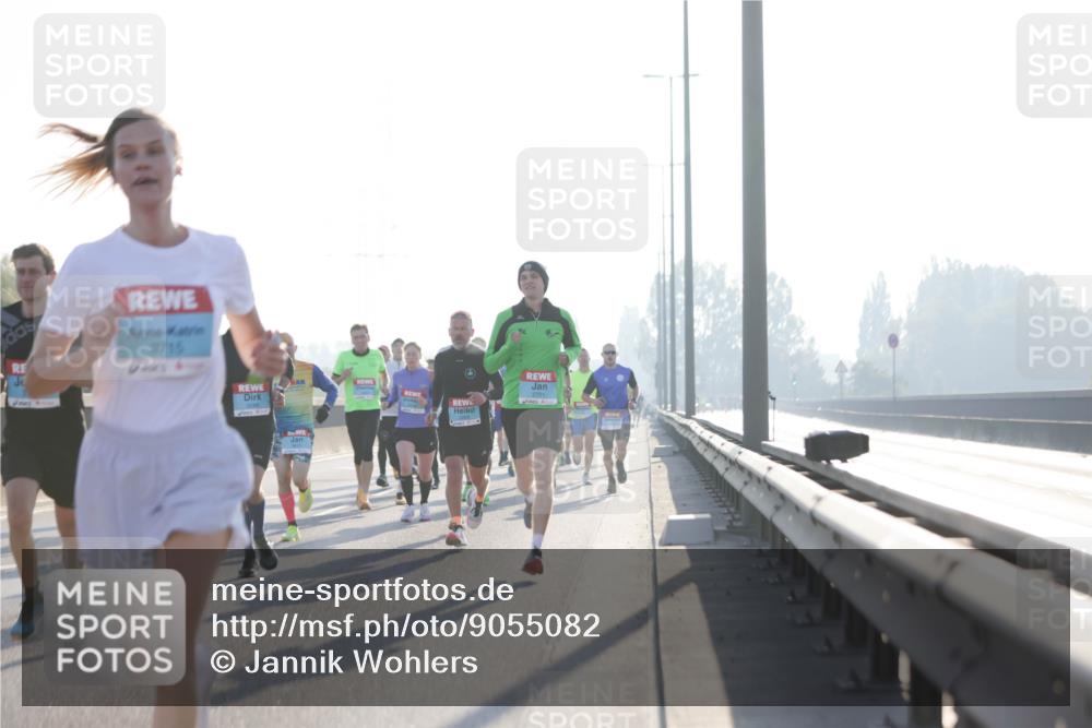 03.10.2025 - Köhlbrandbrückenlauf Jannik Wohlers http://msf.ph/oto/9055082 03.10.2025 09:12:43 Position 3 3715 meine-sportfotos.de