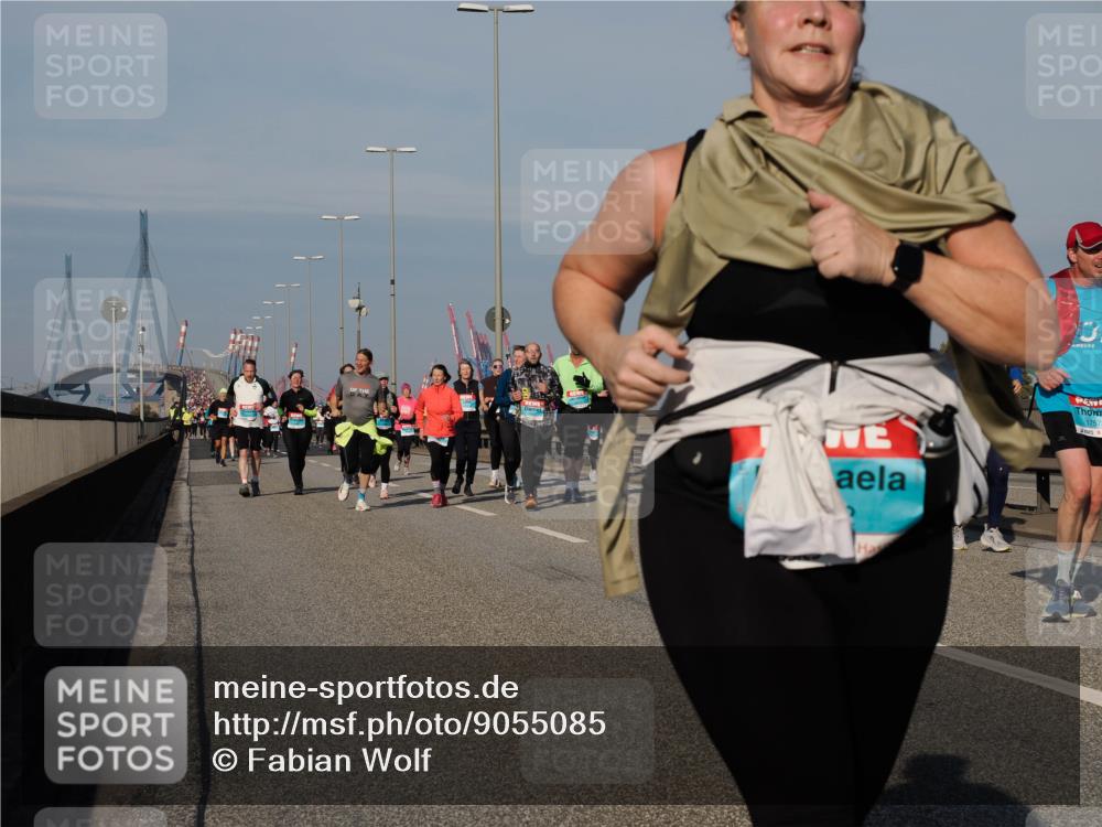 03.10.2025 - Köhlbrandbrückenlauf Fabian Wolf http://msf.ph/oto/9055085 03.10.2025 10:02:55 Position 3 1757 meine-sportfotos.de