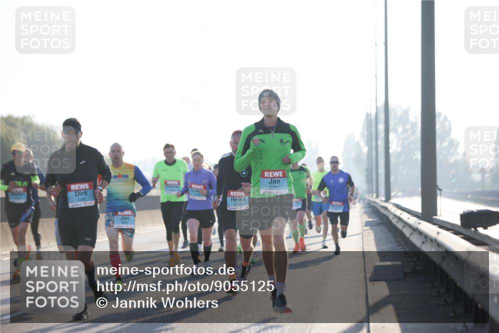 03.10.2025 - Köhlbrandbrückenlauf Jannik Wohlers http://msf.ph/oto/9055125 03.10.2025 09:12:44 Position 3 2701 meine-sportfotos.de
