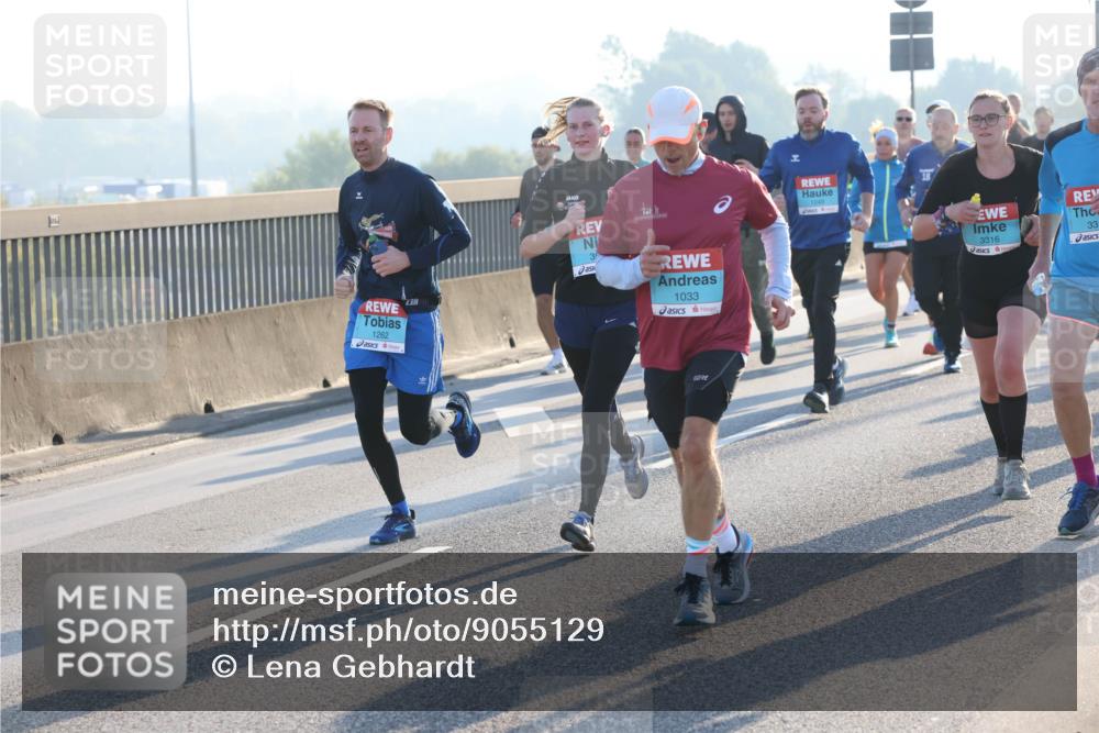 03.10.2025 - Köhlbrandbrückenlauf Lena Gebhardt http://msf.ph/oto/9055129 03.10.2025 09:16:48 Position 1 1262, 23, 35, 1033, 331, 3316 meine-sportfotos.de