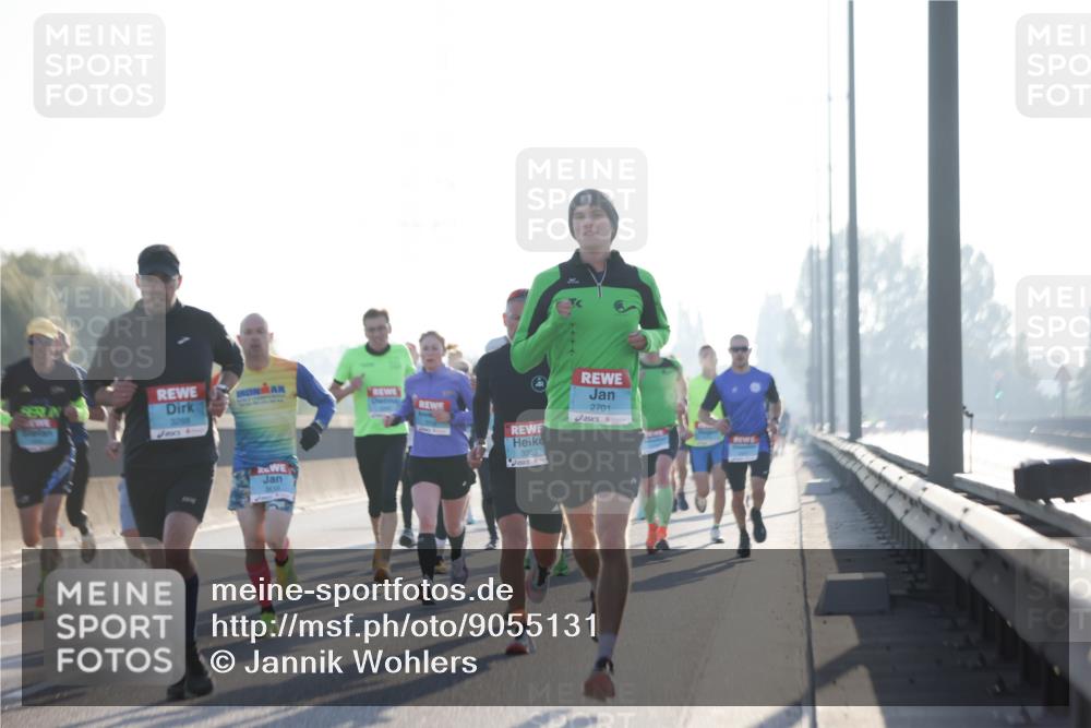 03.10.2025 - Köhlbrandbrückenlauf Jannik Wohlers http://msf.ph/oto/9055131 03.10.2025 09:12:44 Position 3 61, 3269, 2701 meine-sportfotos.de