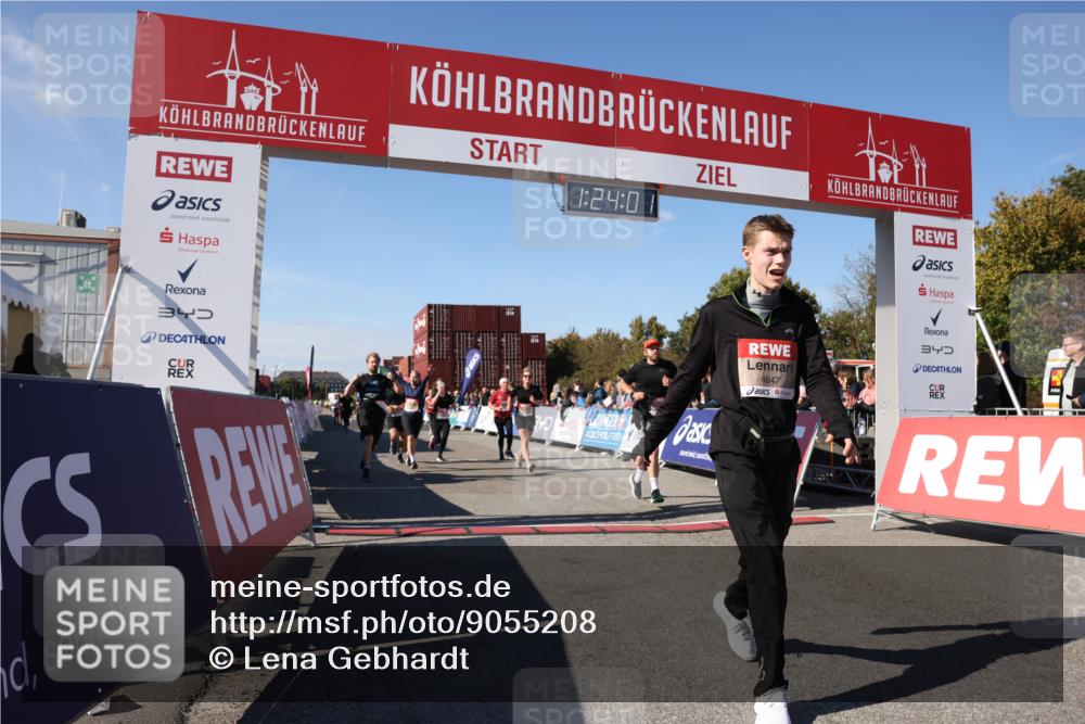 03.10.2025 - Köhlbrandbrückenlauf Lena Gebhardt http://msf.ph/oto/9055208 03.10.2025 13:24:02 Ziel 4647, 4657, 5106, 5361, 5387, 5389, 5419, 5431, 5709, 5742, 6119, 6442, 6443, 6557, 6643 meine-sportfotos.de