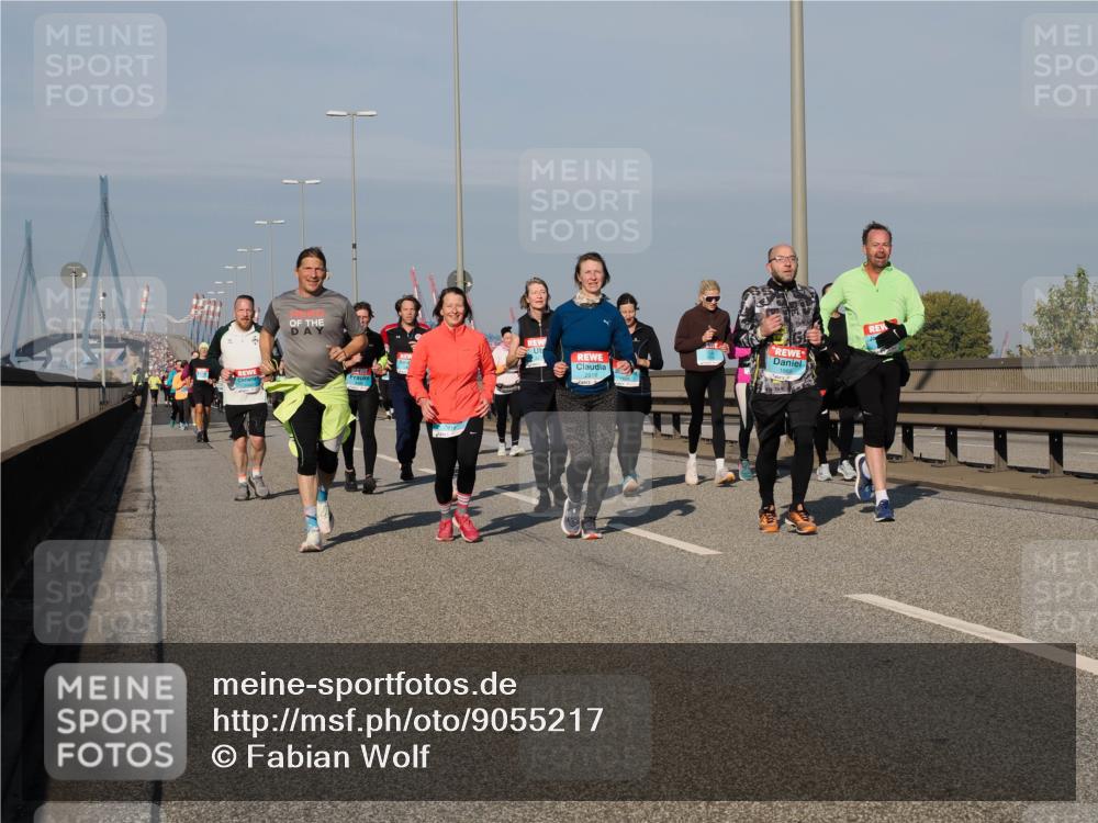 03.10.2025 - Köhlbrandbrückenlauf Fabian Wolf http://msf.ph/oto/9055217 03.10.2025 10:03:00 Position 3  meine-sportfotos.de