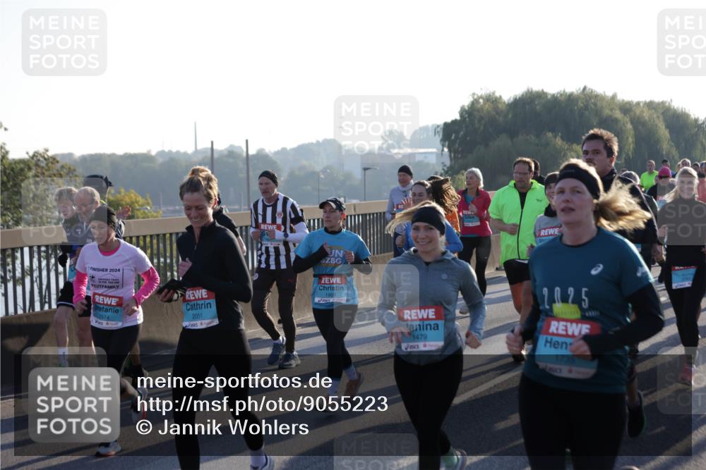 03.10.2025 - Köhlbrandbrückenlauf Jannik Wohlers http://msf.ph/oto/9055223 03.10.2025 09:20:31 Position 3 2024, 3574, 2051, 1903, 1479, 2025, 1735 meine-sportfotos.de