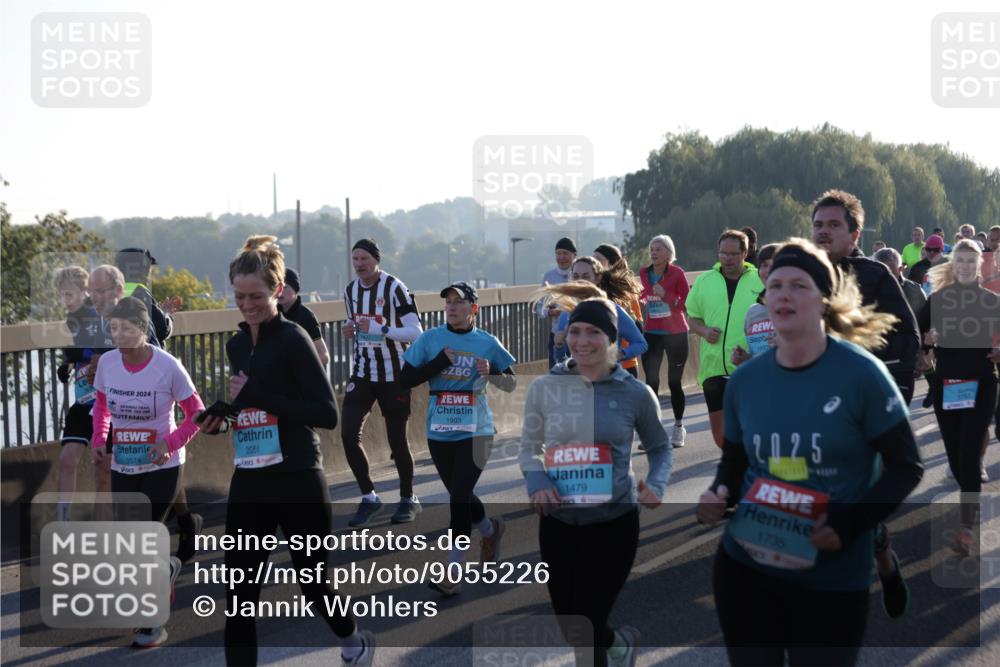03.10.2025 - Köhlbrandbrückenlauf Jannik Wohlers http://msf.ph/oto/9055226 03.10.2025 09:20:31 Position 3 2024, 16, 760, 3574, 2051, 1903, 1890, 1479, 2025, 1735 meine-sportfotos.de