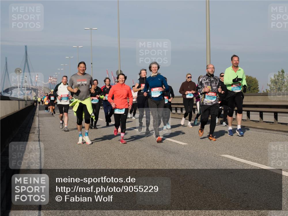 03.10.2025 - Köhlbrandbrückenlauf Fabian Wolf http://msf.ph/oto/9055229 03.10.2025 10:03:00 Position 3 2917 meine-sportfotos.de