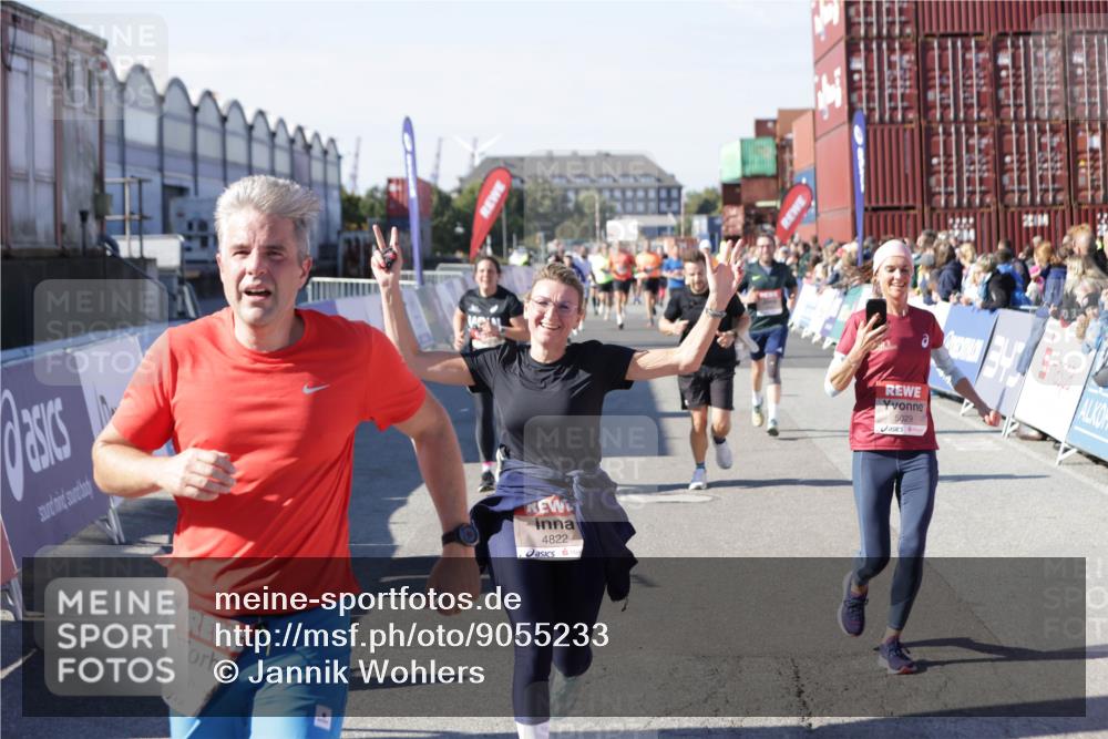 03.10.2025 - Köhlbrandbrückenlauf Jannik Wohlers http://msf.ph/oto/9055233 03.10.2025 13:10:16 Ziel 4147, 4196, 4343, 4364, 4573, 4683, 4730, 4822, 5029, 5977, 6111, 6587, 6813 meine-sportfotos.de