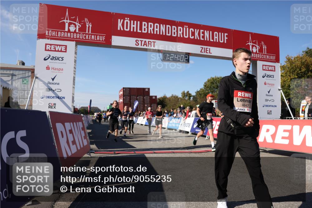 03.10.2025 - Köhlbrandbrückenlauf Lena Gebhardt http://msf.ph/oto/9055235 03.10.2025 13:24:02 Ziel 4647, 4657, 5106, 5361, 5387, 5389, 5419, 5431, 5709, 5742, 6119, 6442, 6443, 6557, 6643 meine-sportfotos.de
