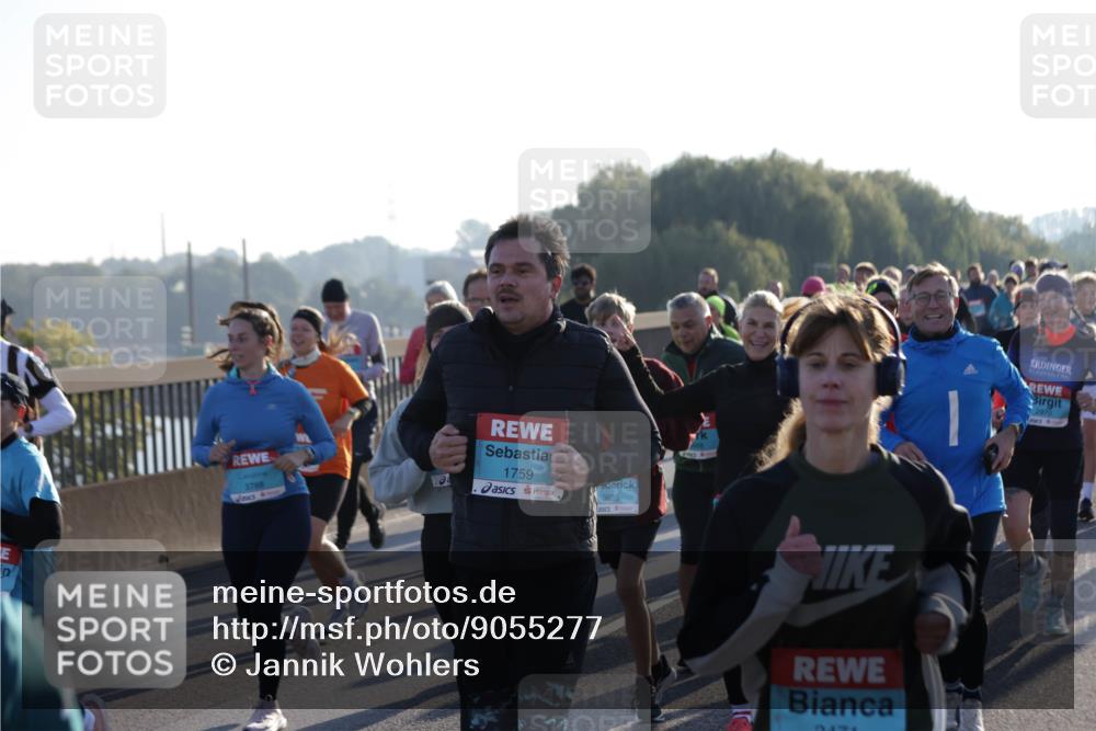 03.10.2025 - Köhlbrandbrückenlauf Jannik Wohlers http://msf.ph/oto/9055277 03.10.2025 09:20:32 Position 3 3788, 1759, 3635, 2970 meine-sportfotos.de