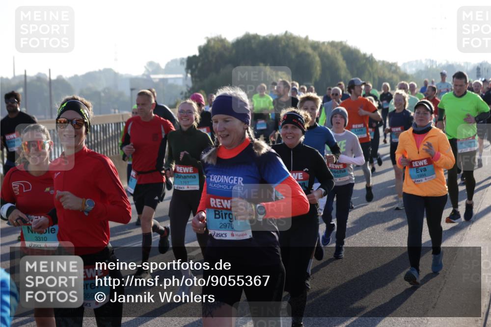 03.10.2025 - Köhlbrandbrückenlauf Jannik Wohlers http://msf.ph/oto/9055367 03.10.2025 09:20:34 Position 3 3310, 3597, 1761, 2970, 729, 3109, 1994 meine-sportfotos.de