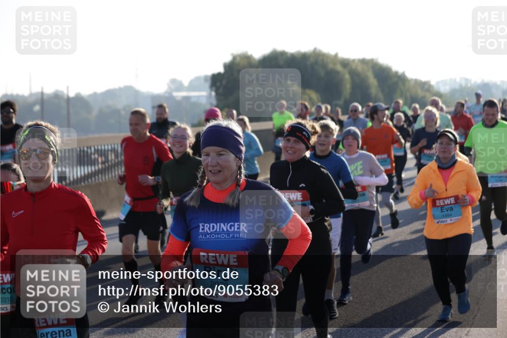 03.10.2025 - Köhlbrandbrückenlauf Jannik Wohlers http://msf.ph/oto/9055383 03.10.2025 09:20:34 Position 3 3310, 2970, 1994, 3109 meine-sportfotos.de