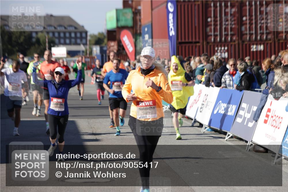 03.10.2025 - Köhlbrandbrückenlauf Jannik Wohlers http://msf.ph/oto/9055417 03.10.2025 13:10:22 Ziel 4147, 4343, 4364, 4479, 4683, 4710, 4711, 4774, 4822, 5029, 6294, 6587, 6781, 6782 meine-sportfotos.de