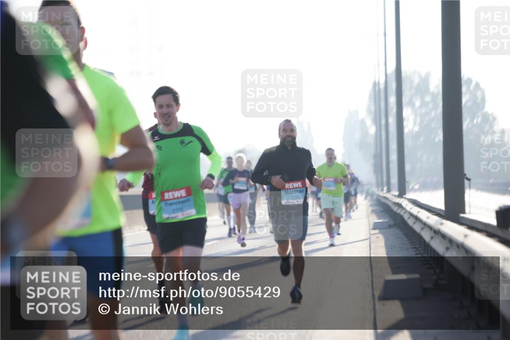 03.10.2025 - Köhlbrandbrückenlauf Jannik Wohlers http://msf.ph/oto/9055429 03.10.2025 09:12:51 Position 3 2705, 3193 meine-sportfotos.de